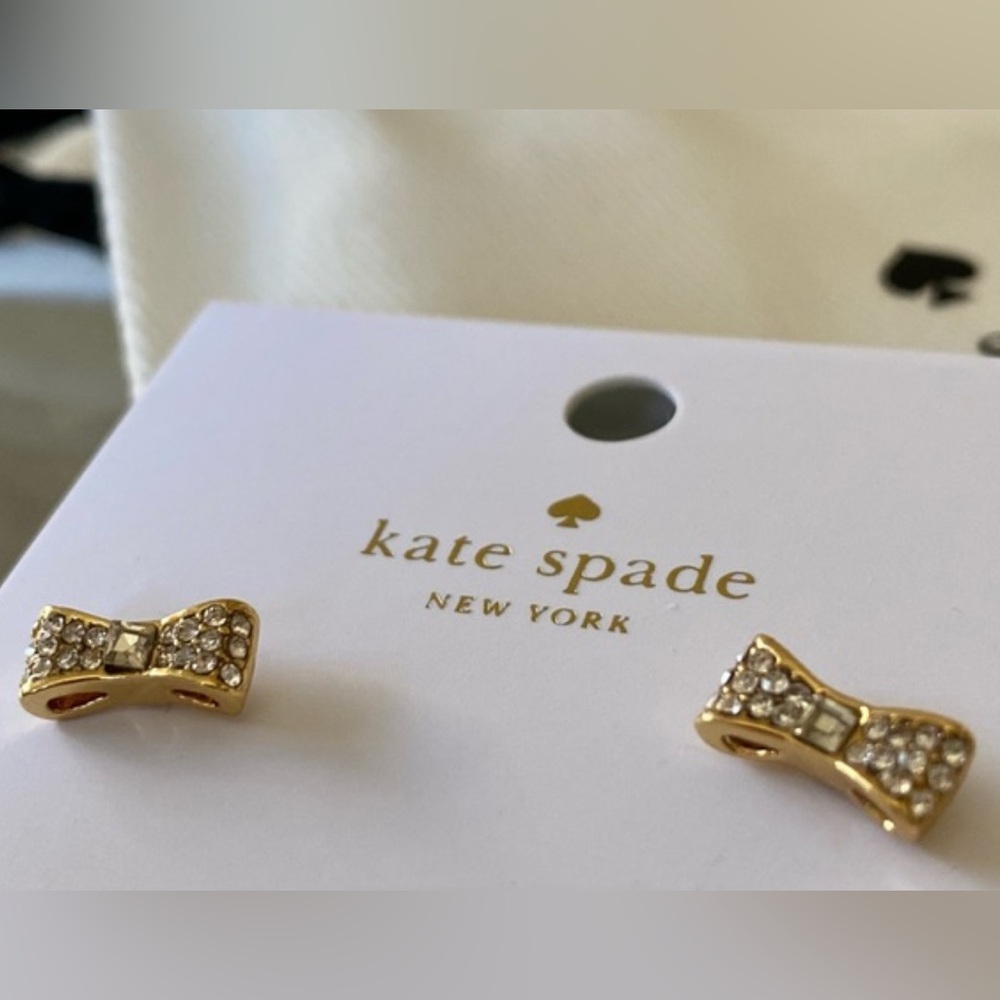 Kate Spade New York Ready Set Bow Pave Stud Earrings New with Tags - Picture 4 of 5